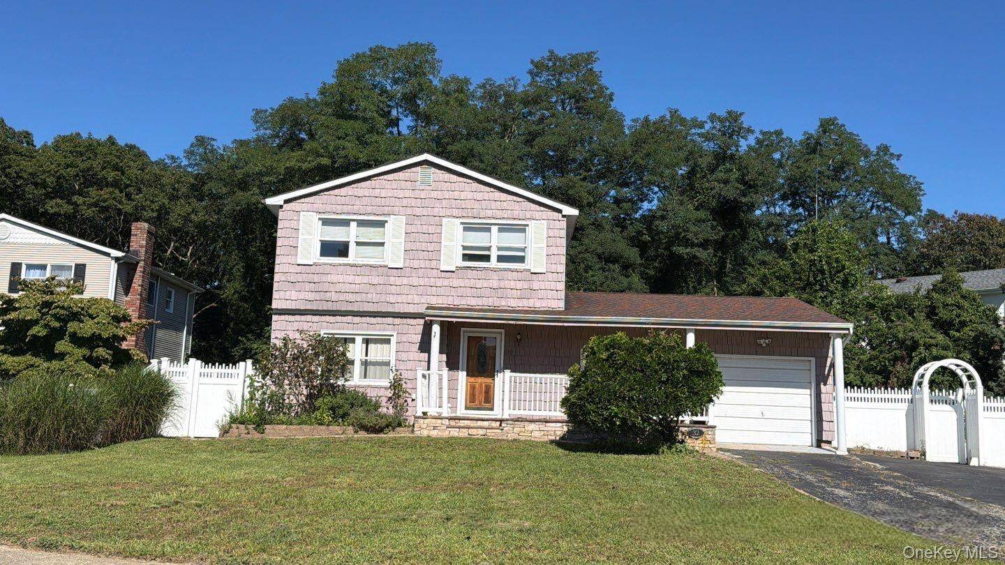 This Colonial Style Home Features 4 Bedrooms, 2.