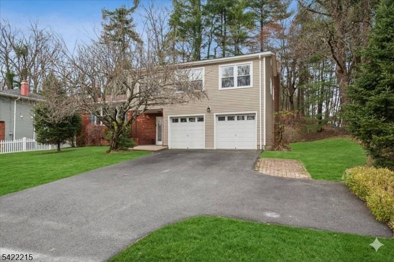 Beautifully renovated 4 bed, 2.