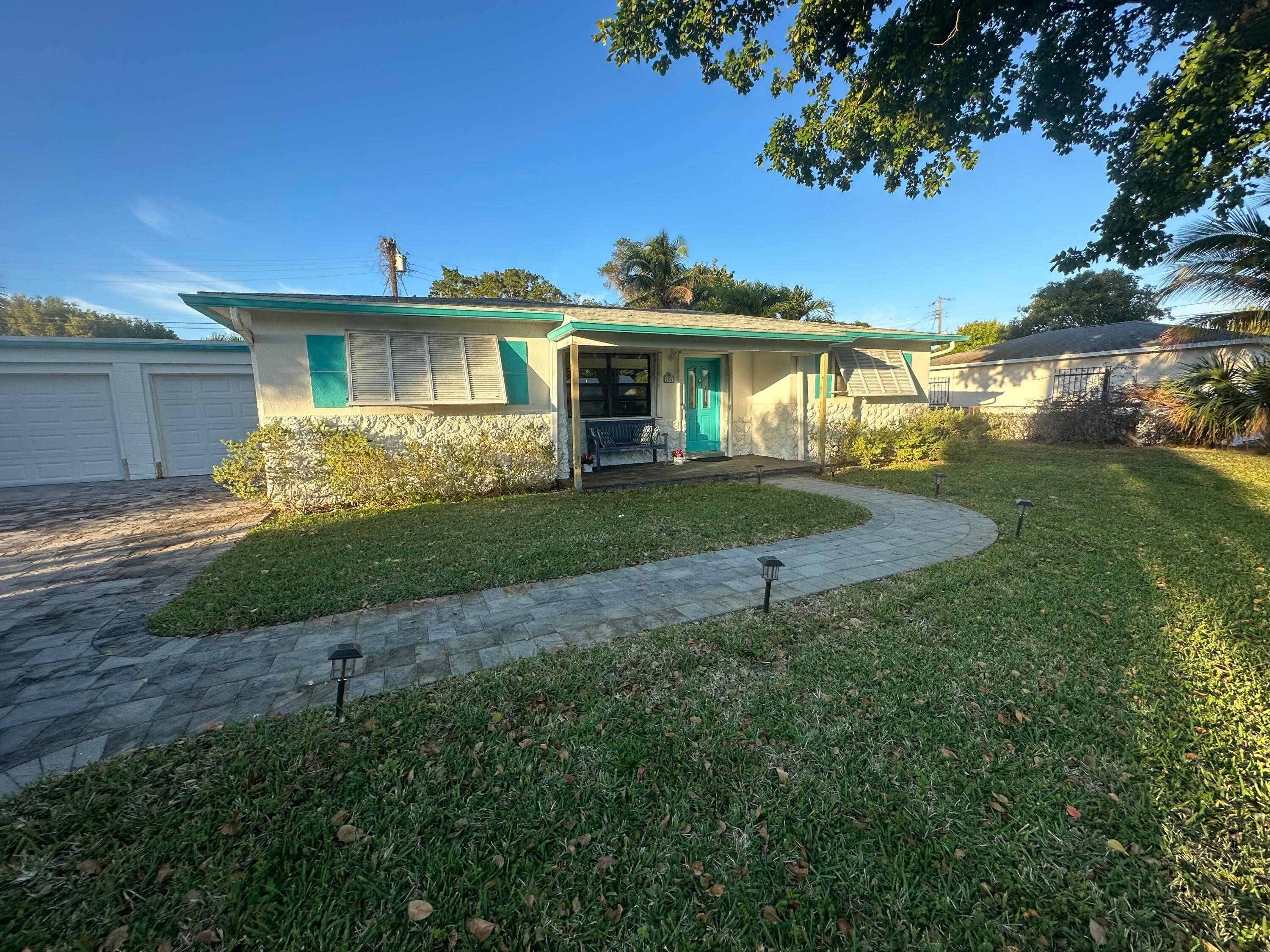 Welcome to one of Delray's most desirable neighborhoods.