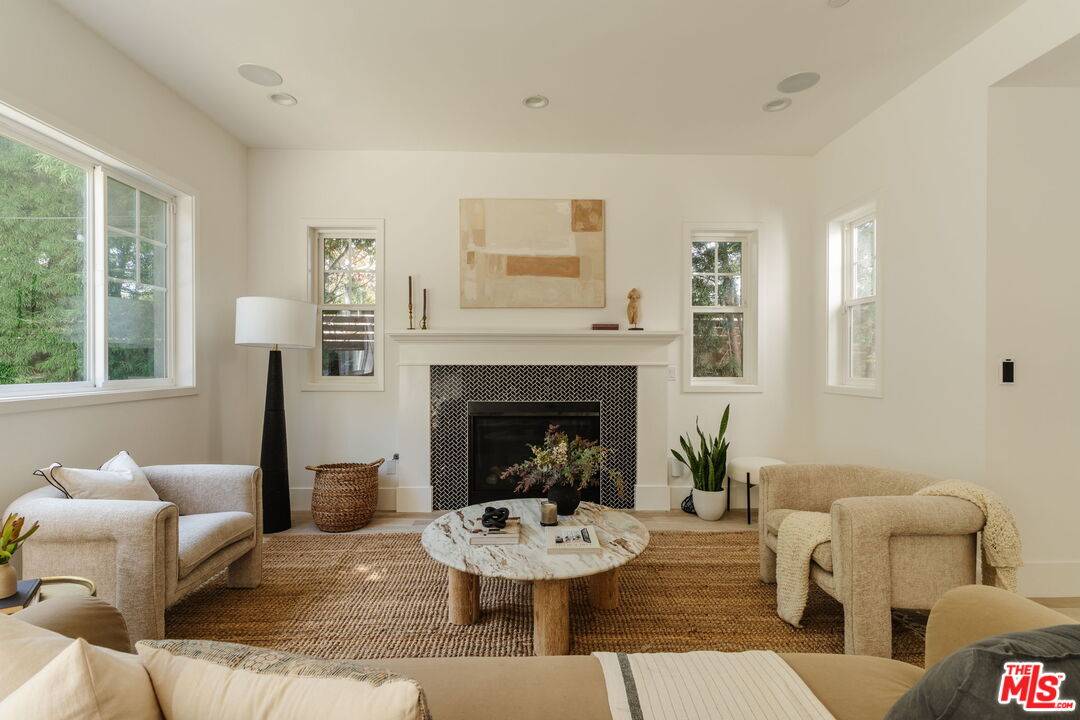 3914   Keeshen Dr 4BR Marina Del Rey La