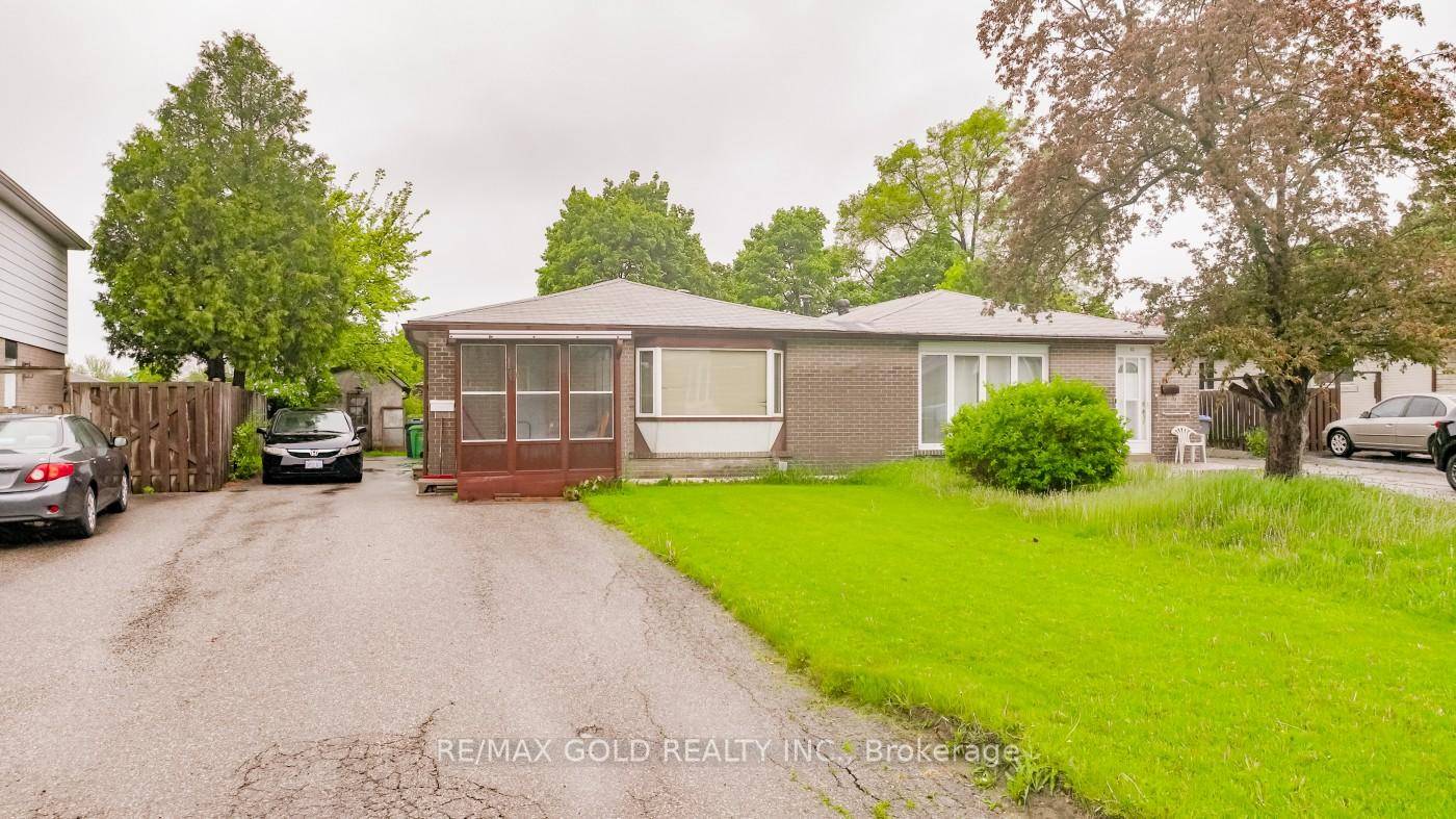 Spacious Fully Bricked Home in the Sought After E Section of Bramalea !
