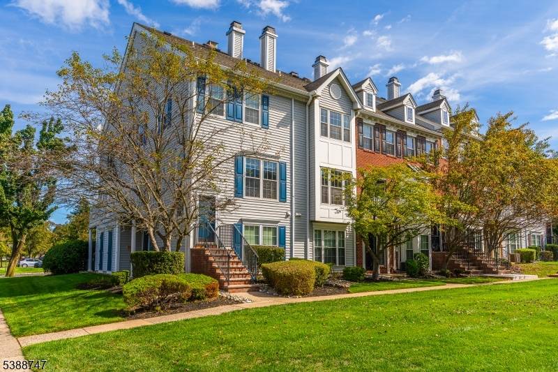Welcome to Glenbrooke Community where comfort meets convenience in this beautifully maintained end unit townhome !