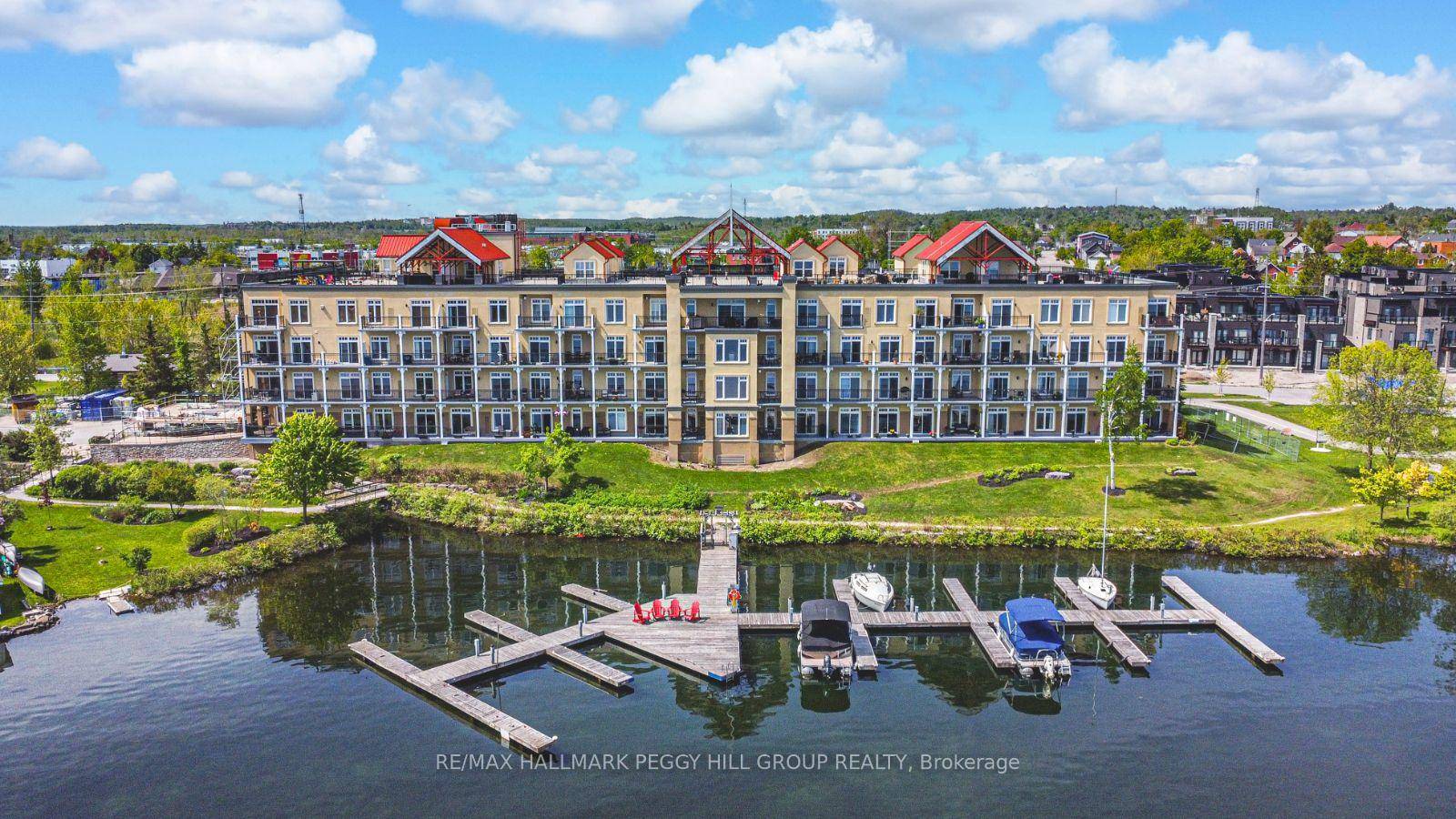 2, 208 SQ FT PENTHOUSE WITH MASSIVE ROOFTOP TERRACE, PRIVATE BALCONY, 2 PARKING SPOTS, LAKE VIEWS amp ; RARE PRIVATE DOCK SLIP !