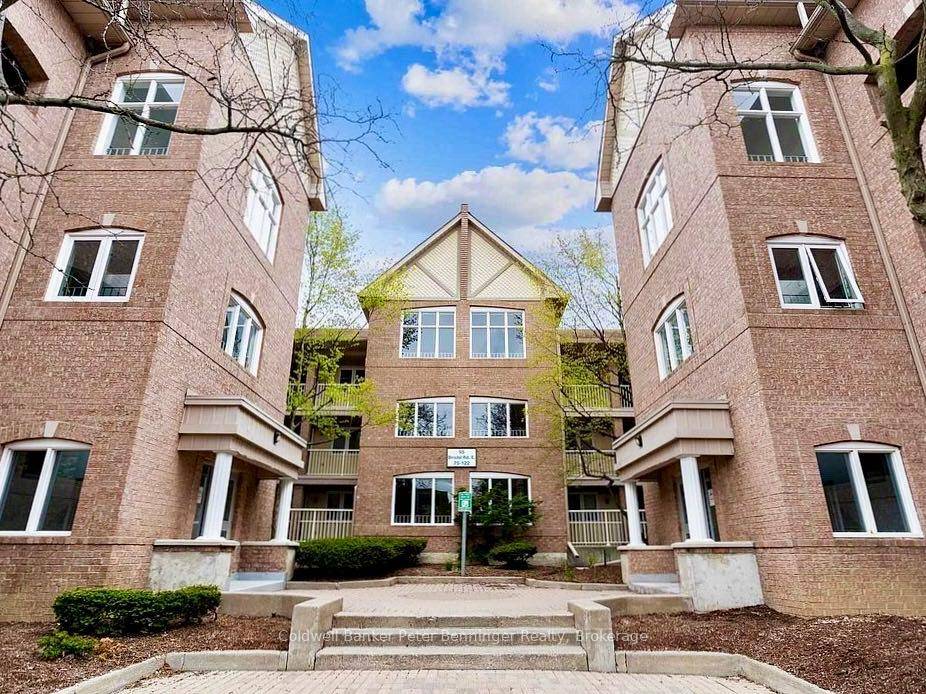 Absolutely stunning 2 bed 1 bath unit in central Mississauga.