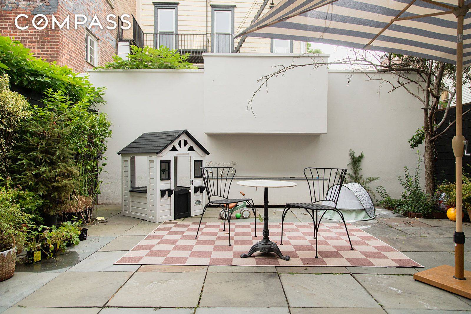 For videos of all our units visit instagram BrokeringBrooklyn Located on a peaceful residential block between Bedford and Berry, this luxurious two bedroom condo offers a private and tranquil living ...