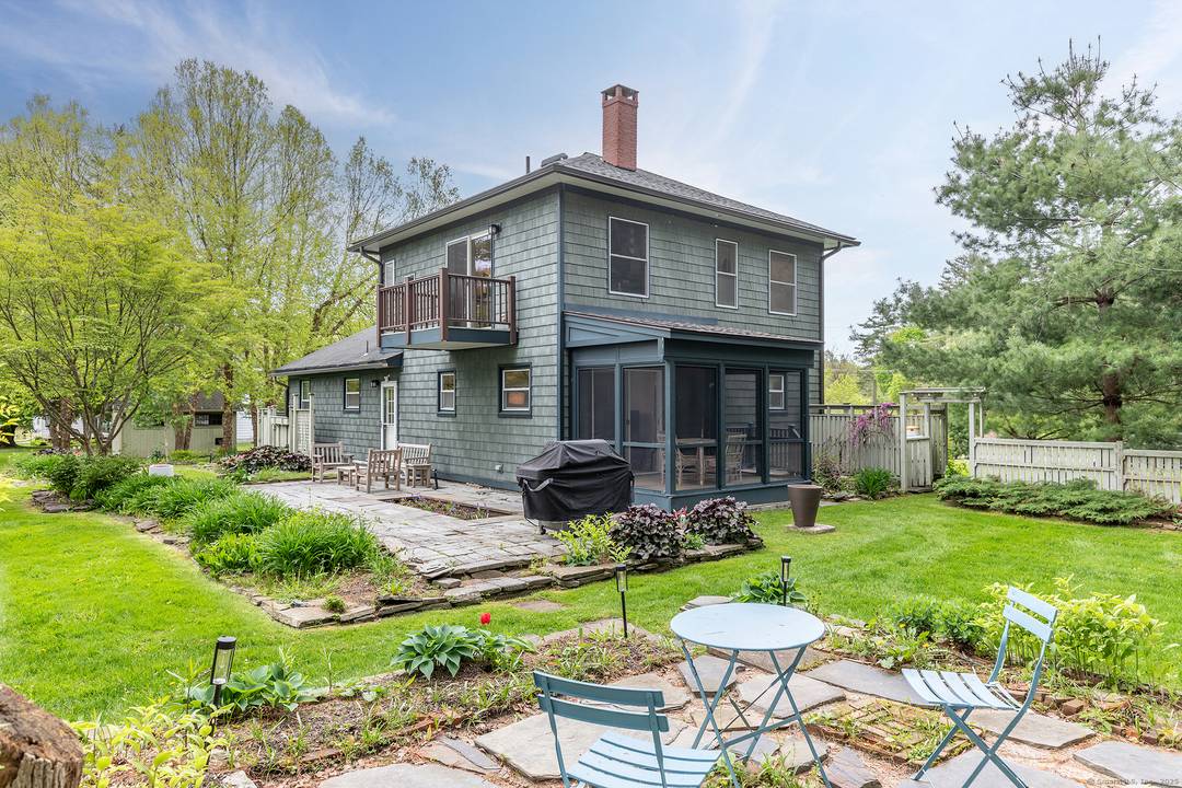 This well kept Sharon, CT home is one for the ages !