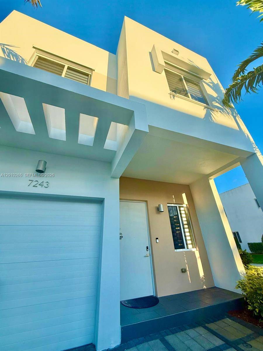 Located in the heart of Doral, this beautifully maintained townhome in the desirable Neovita community offers the perfect blend of comfort, convenience, and lifestyle.