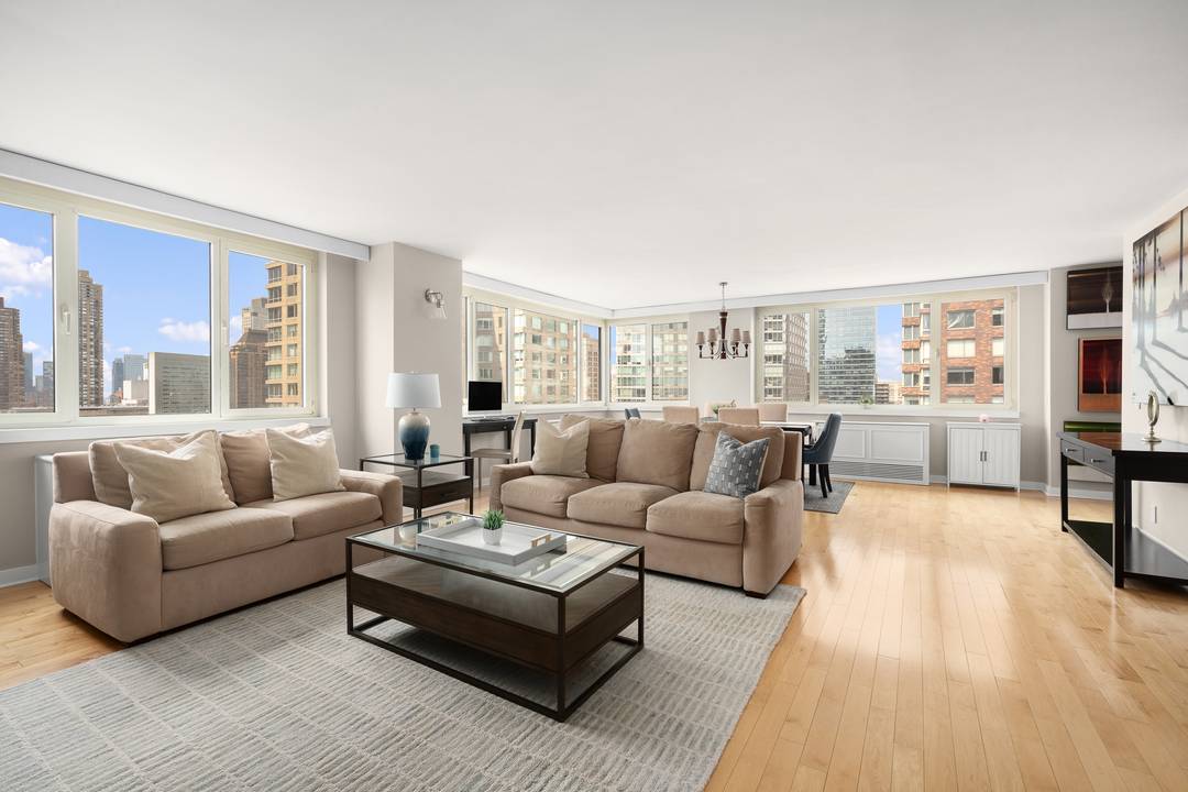 GORGEOUS XXX MINT 2 BEDROOM 2.