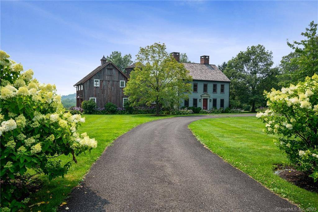 All inclusive furnished rental available 1 6 2026.