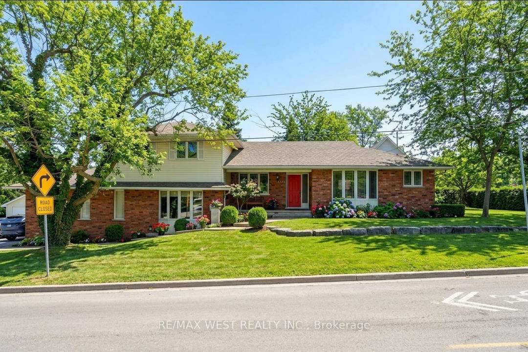 Tucked away in the scenic community of Vineland and minutes from acclaimed wineries, beautiful trails, schools, and local boutiques, this exceptional property offers flexible living on a generous 156.