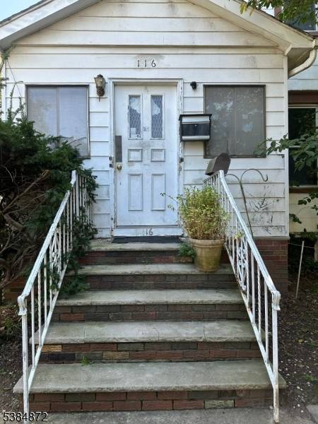 Massive 3 Family Investment Property Across from Orange Park approx.