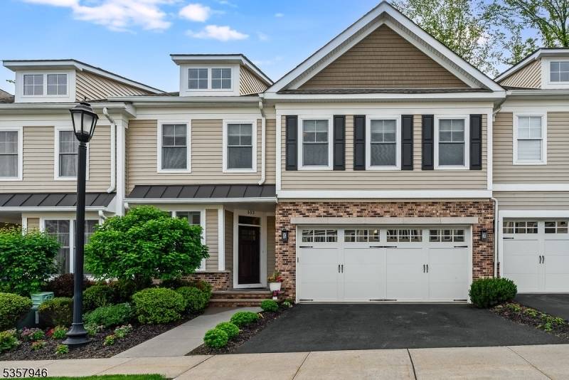 Welcome home to this gorgeous, meticulously maintained townhome nestled in the beautiful Echo Ridge complex featuring 3 bedrooms and 2 1 2 baths plus a home office and an attached ...