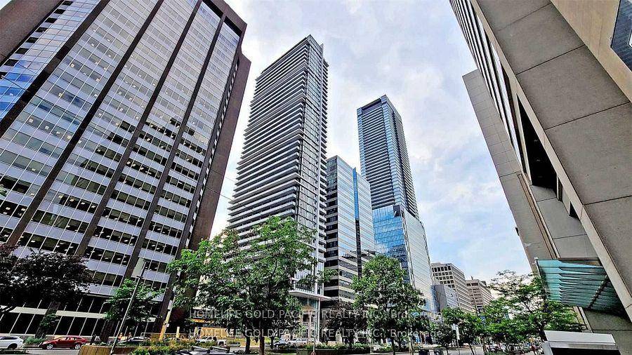 Location ! Location ! Right at the core of downtown Toronto where 100 years of historical building meets with the modern architecture, filled with characters and charms.