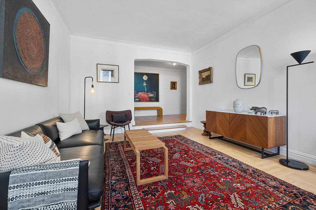 Stunning Landmark Art Deco Penthouse Set atop a distinguished landmarked building in the Concourse Historic District, this pristine three bedroom, two bathroom floor through residence offers exposures to the east ...