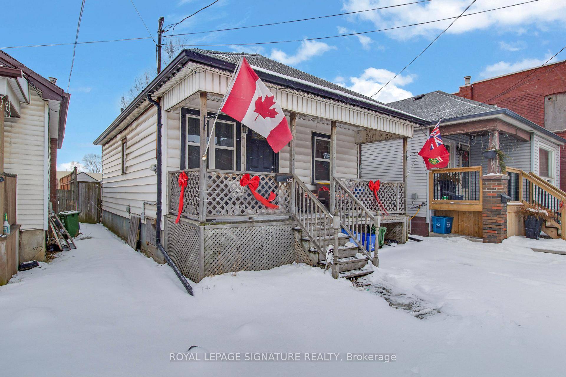 Welcome to 182 Beach Road !