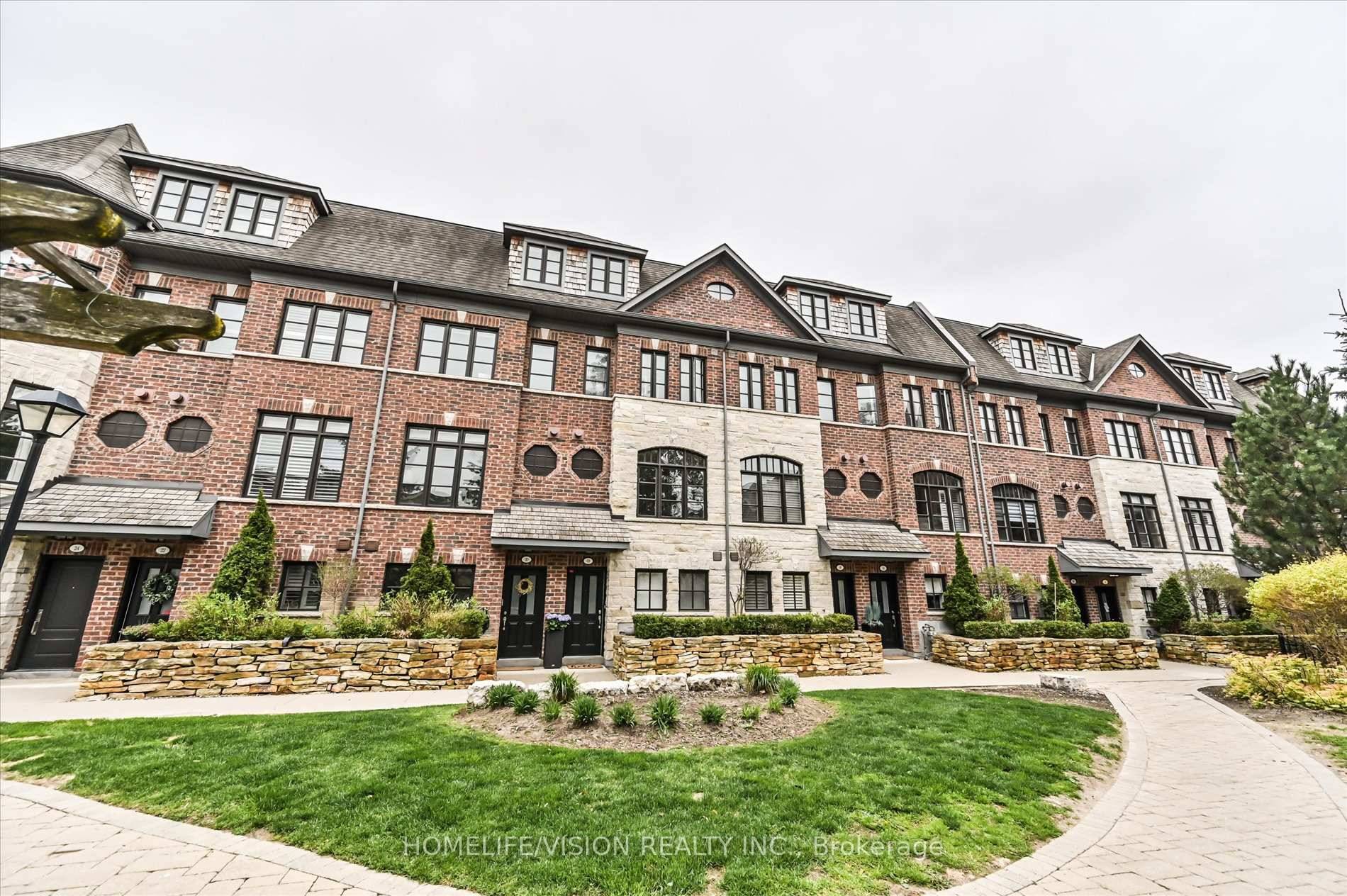 Experience upscale luxury living in this beautiful 3 bedroom, 3 bathroom, plus den end unit condo townhouse built by Dunpar.