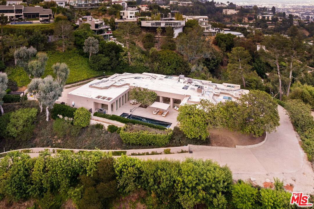 1016  N Hillcrest Rd 4BR Beverly Hills Post Office | B.H.P.O. La