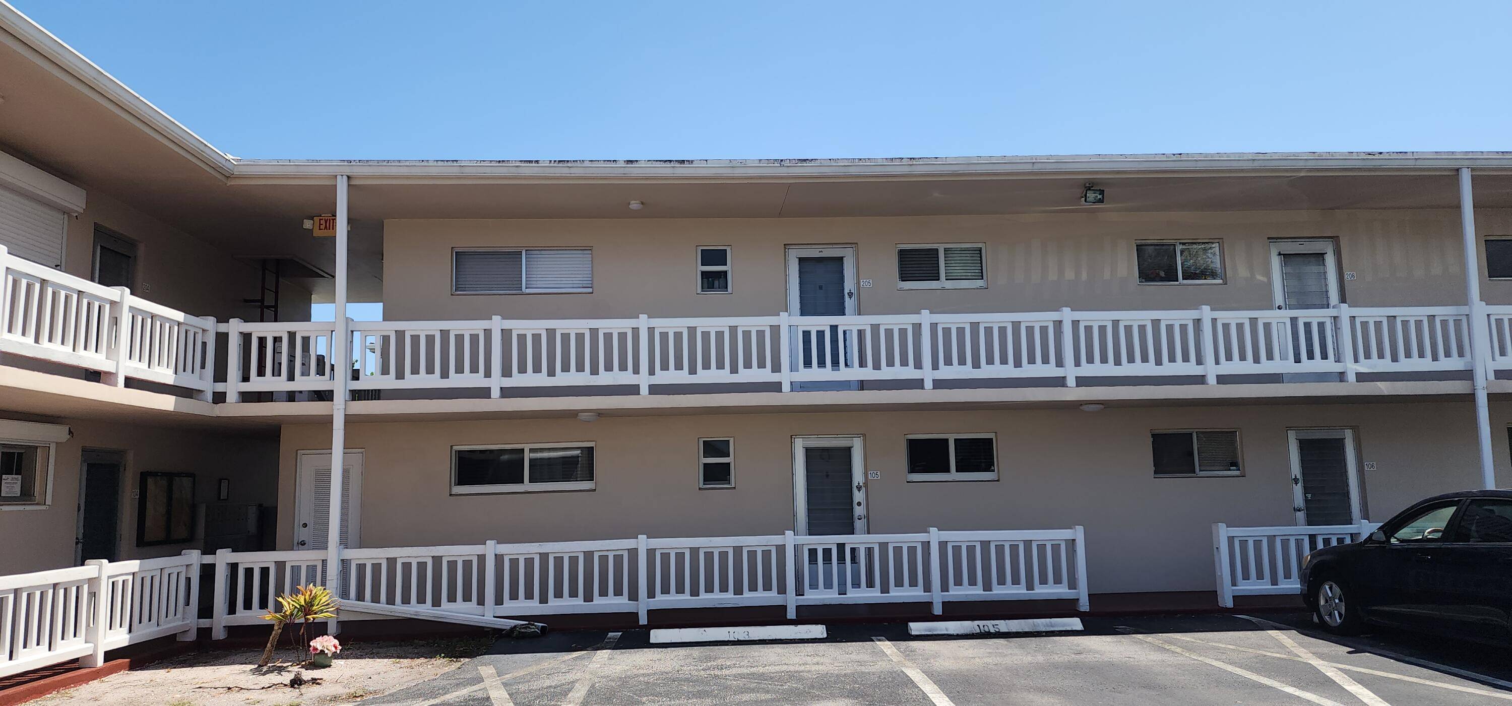 Beautiful 2 bedroom, 2 bathroom corner unit condo in a highly sought after 55 community in Lake Worth, Florida !