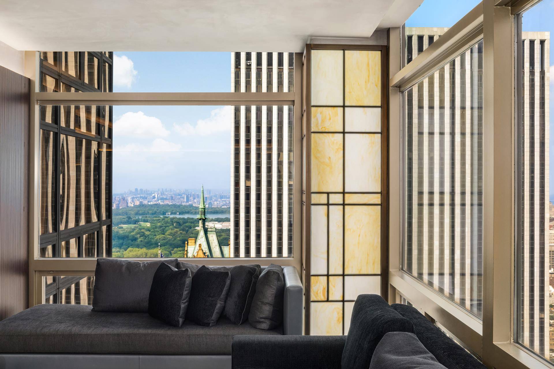 A meticulously renovated high floor jewel located on the among the prestige of 5th Avenue.