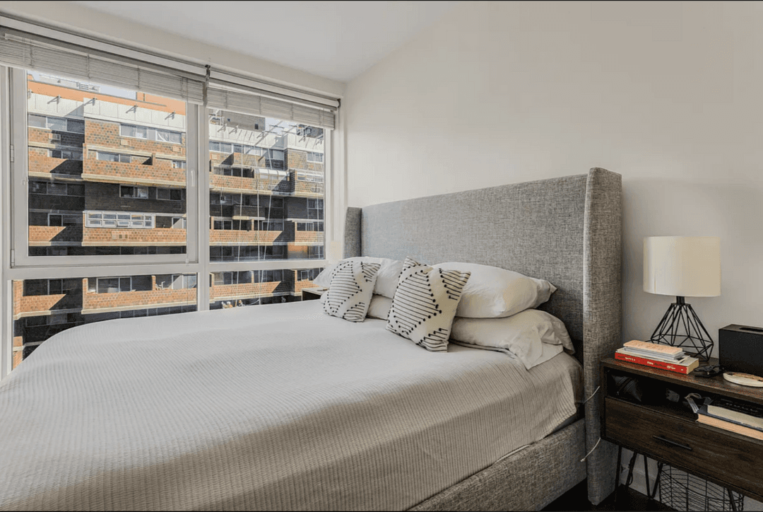 Welcome to Gramercy Starck, a modern, sun filled, well appointed one bedroom conveniently located in one of the best condominiums in Gramercy.