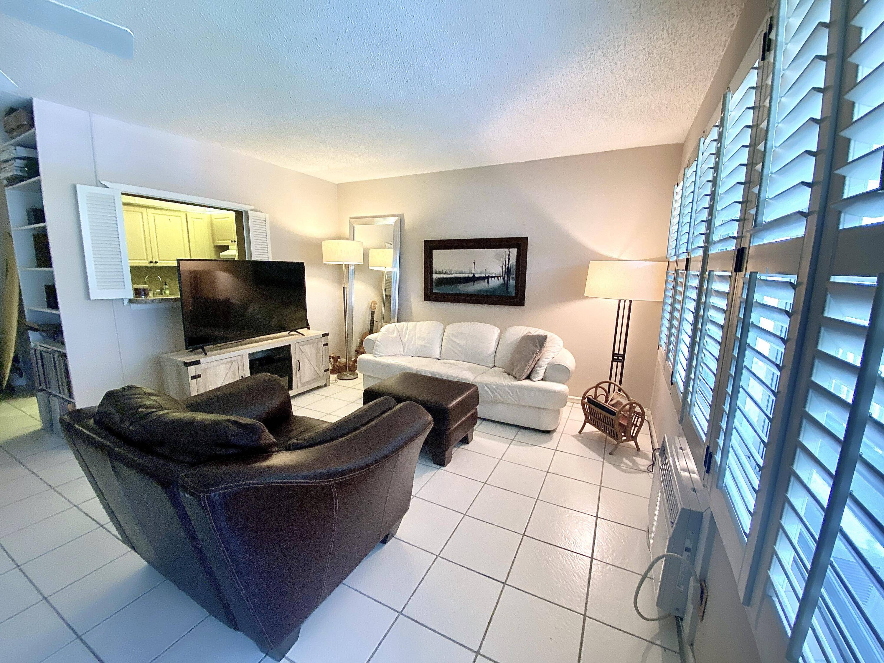 Lovely 2nd Floor Furnished 1 BR 1.