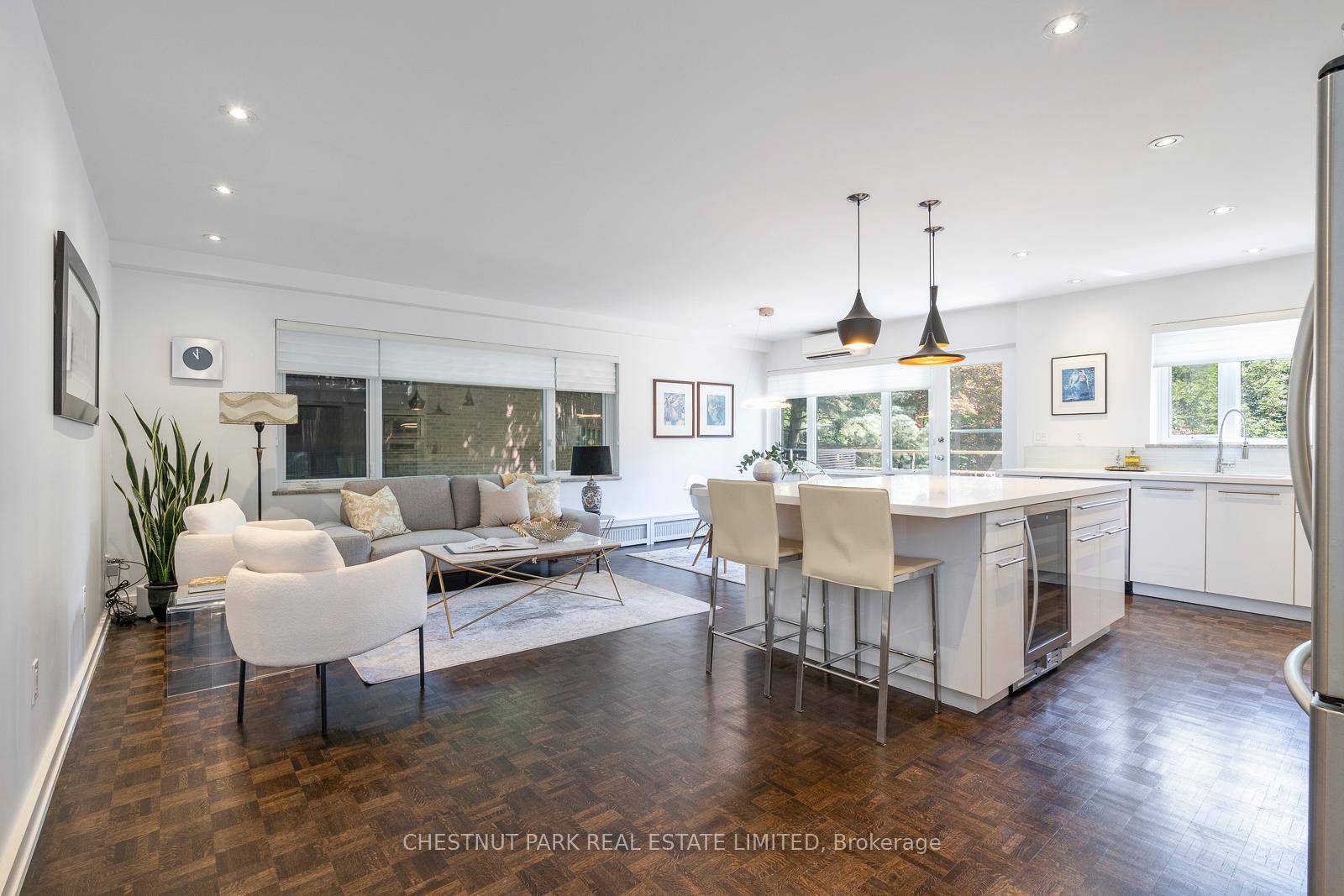 A Beautifully Renovated Suite at Rosedale's Coveted Dale Avon Building.