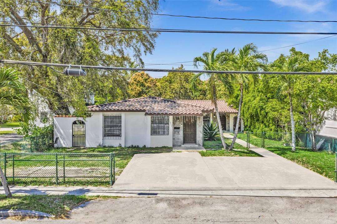 Located in the heart of Little Havana bordering Shenandoah, The Roads, and just minutes from Brickell, this income producing multifamily property presents a rare investment and redevelopment opportunity in one ...