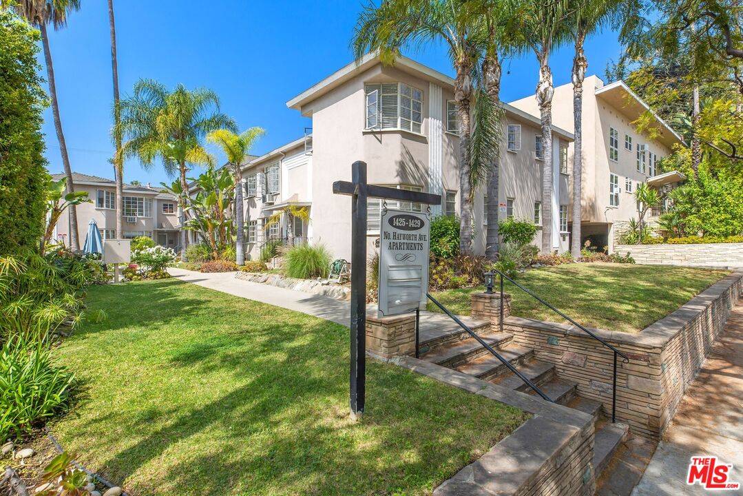 1425  N Hayworth Ave 15BR Hollywood Hills East La
