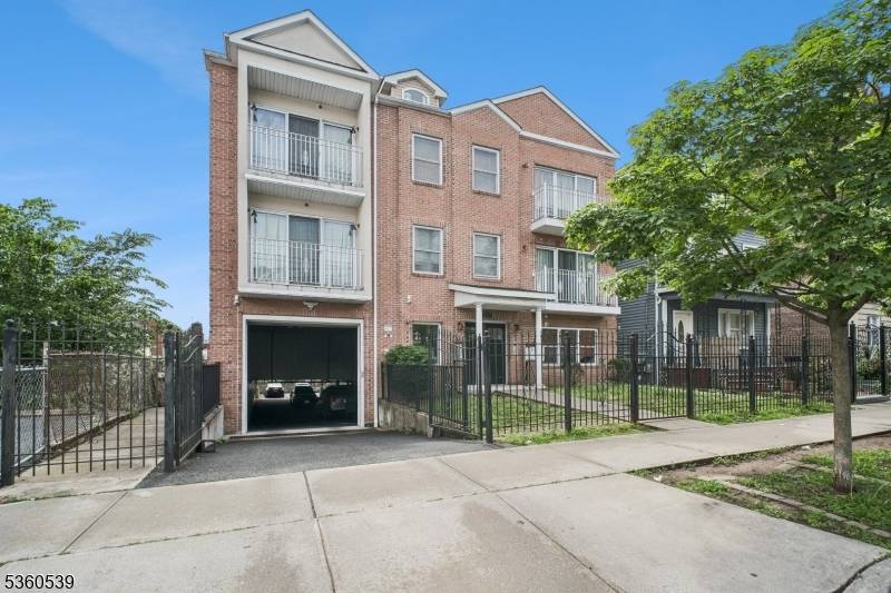 FOR SALE 9 UNIT MULTIFAMILY NEWARK, NJ 6.