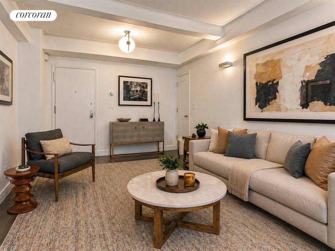 JUST LISTED Park Side Perfection Triple Mint Pre War Condo Directly Across from Riverside Park Welcome to Apartment 6E at 230 Riverside Drive a flawlessly renovated, triple mint residence that ...