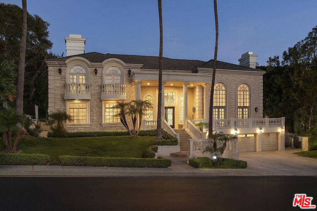 14132   Beresford Rd 5BR Beverly Hills Post Office | B.H.P.O. La