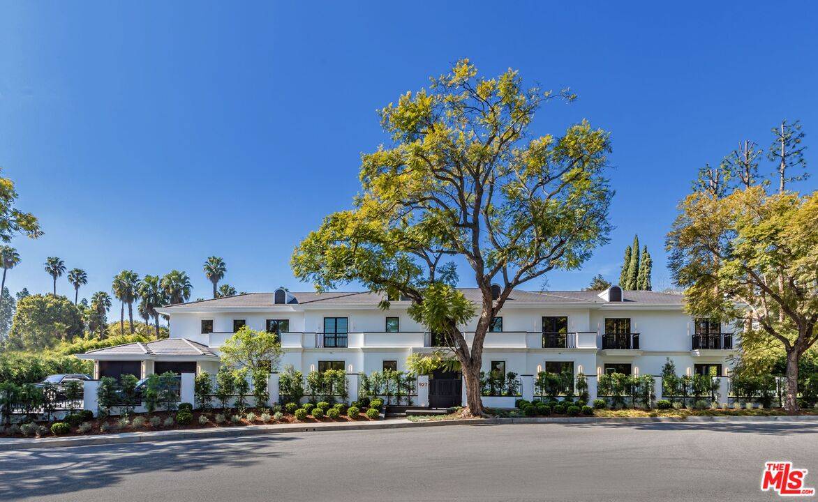 927 N Whittier Dr 9BR Beverly Hills Post Office | B.H.P.O. La