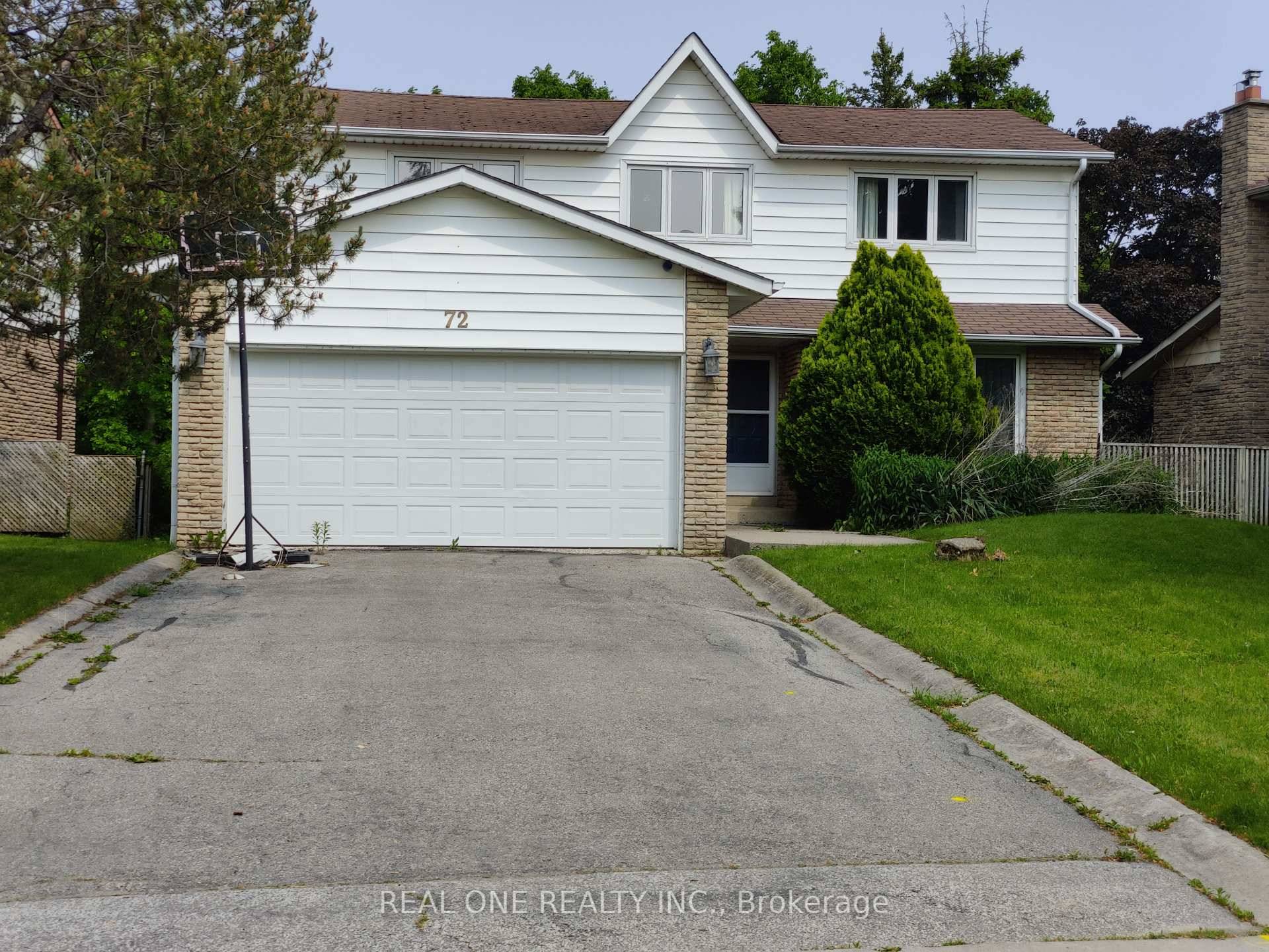 Fantastic Unionville Location, The top rating School Walk To Willian Berzcy Public School and unionville High A Beautiful 4 Bedrm Home and 2 Bedrm with 4 Pc Ensuite.
