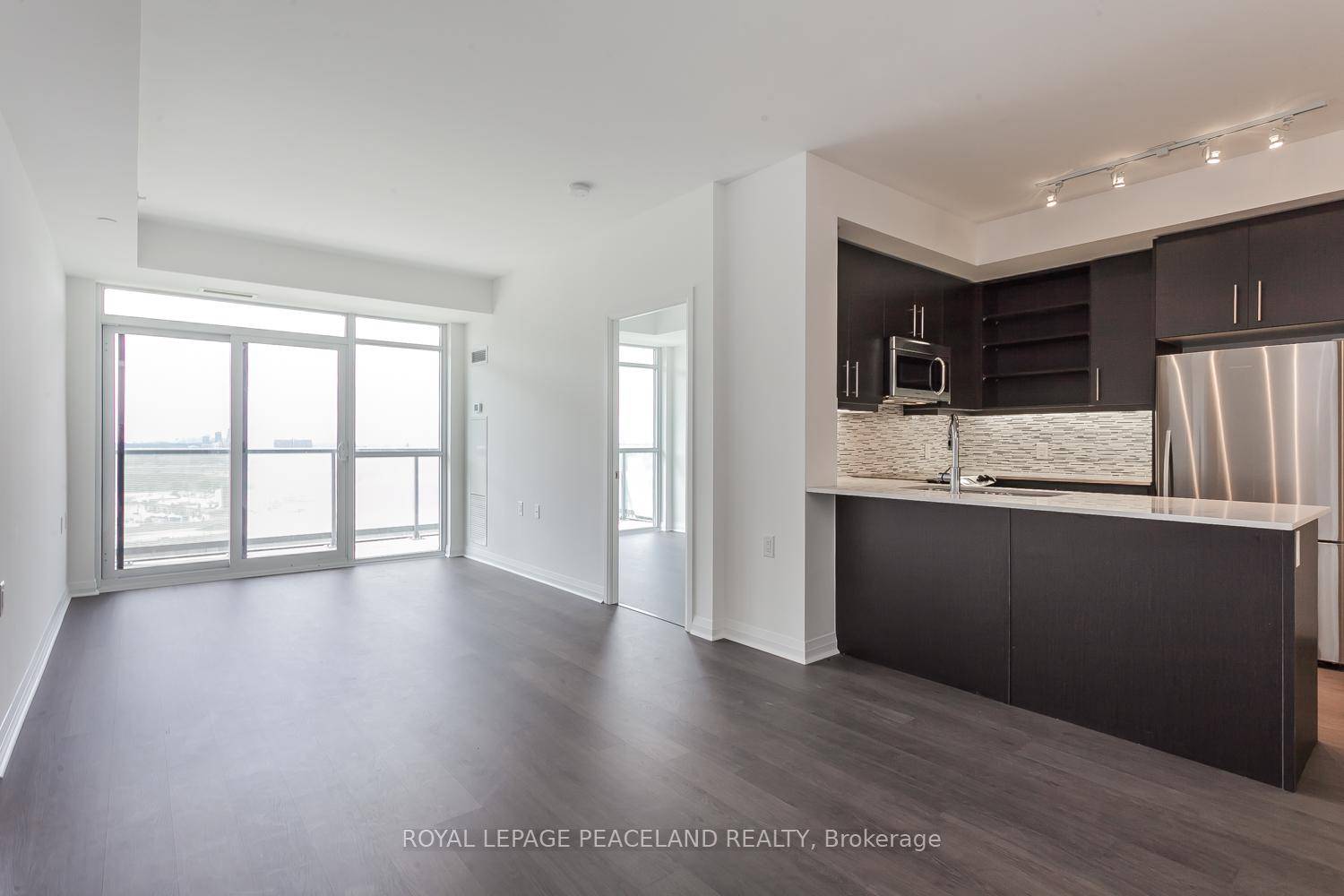 Pemberton Skycity Located At The Heart Of Richmond Hill.
