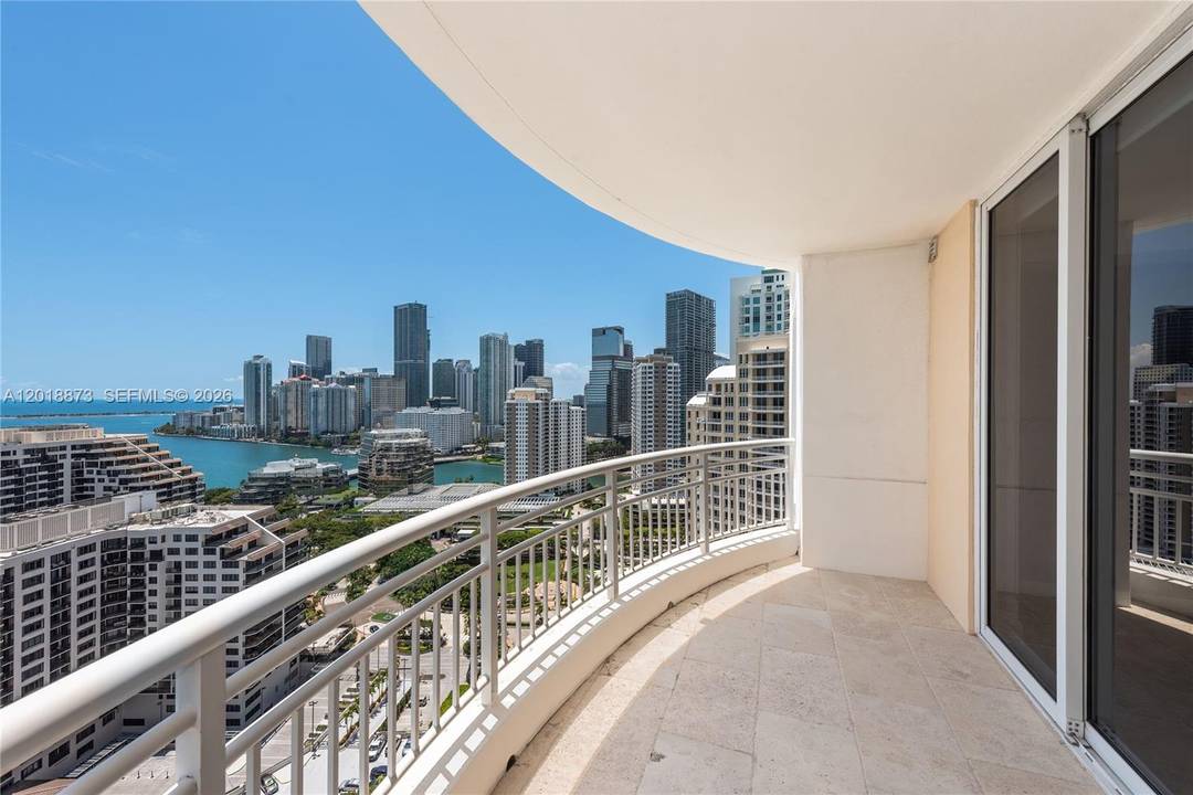 Completely remodeled and maintained in immaculate condition, this sophisticated 1 bedroom, 1.