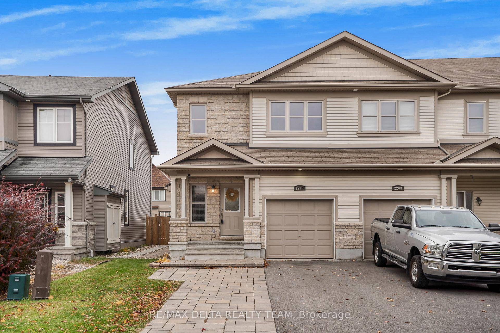 Beautiful End Unit by Cardel !