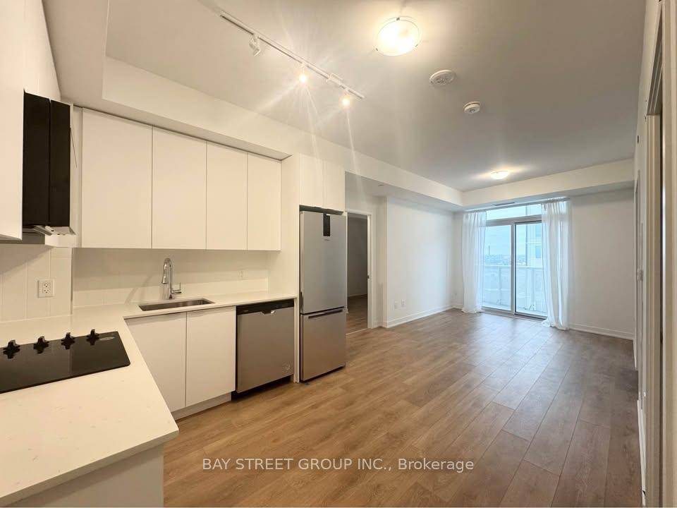 Come check out this beautiful and brand new 2 bedroom, 2 bath unit in Abeja !