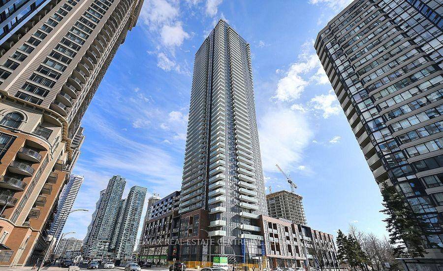 Brand New Never Lived In Upgraded 2 bedroom 2 bath !