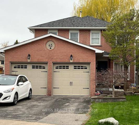 Large Family Home Close To The Lake, Schools, Ajax Go Train.
