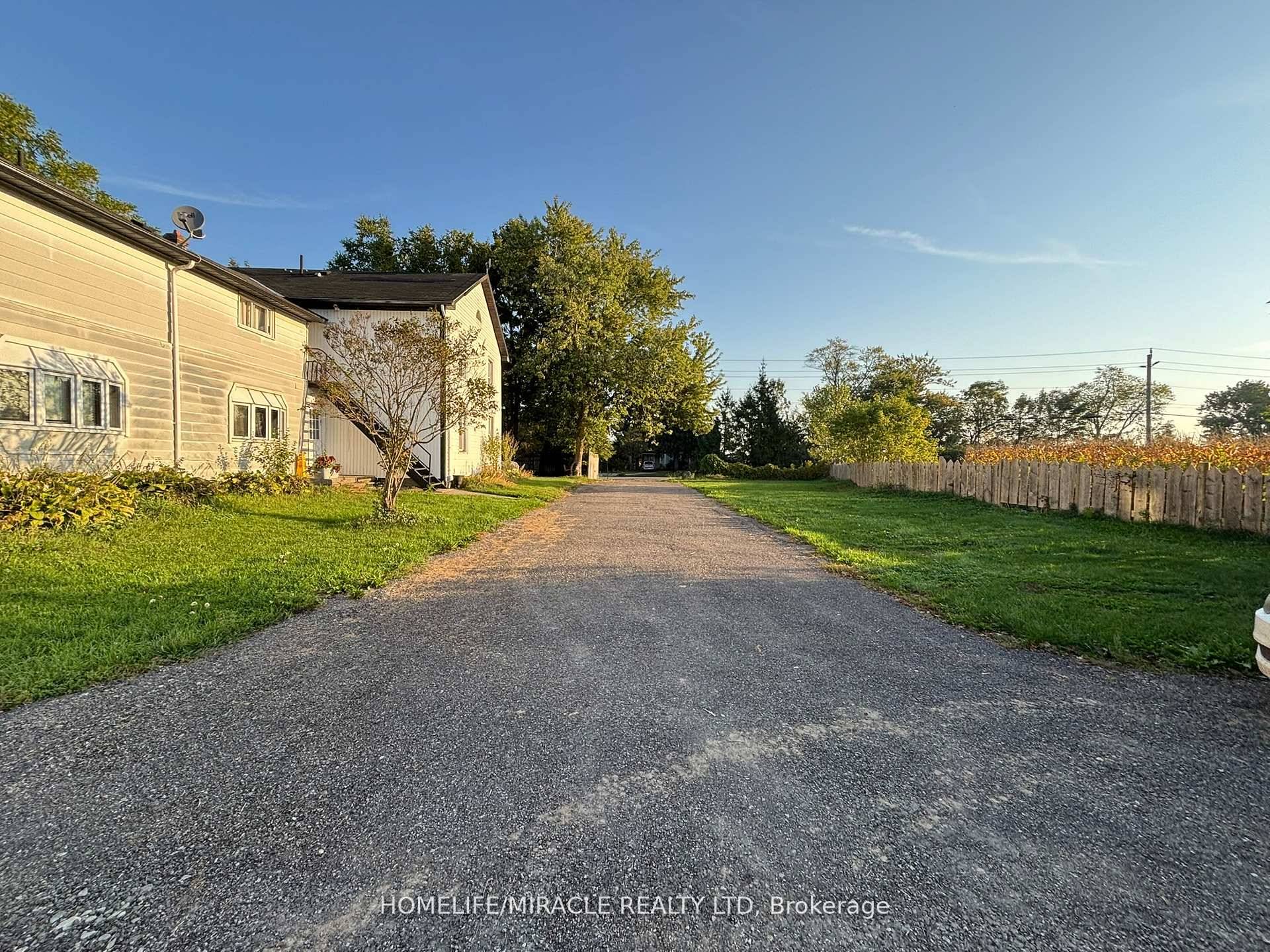 Discover a versatile barn space available for lease, Well suited for agricultural, commercial or personal use.