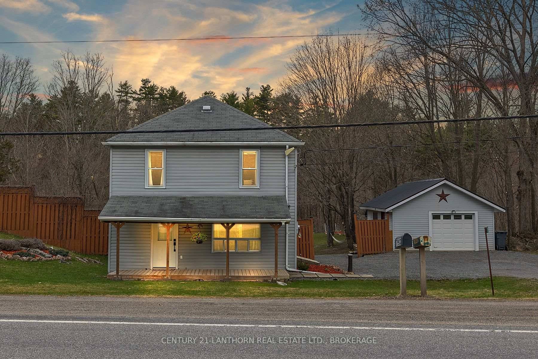 Charming 2 Story Home Near Buck Lake Ideal for First Time Buyers !