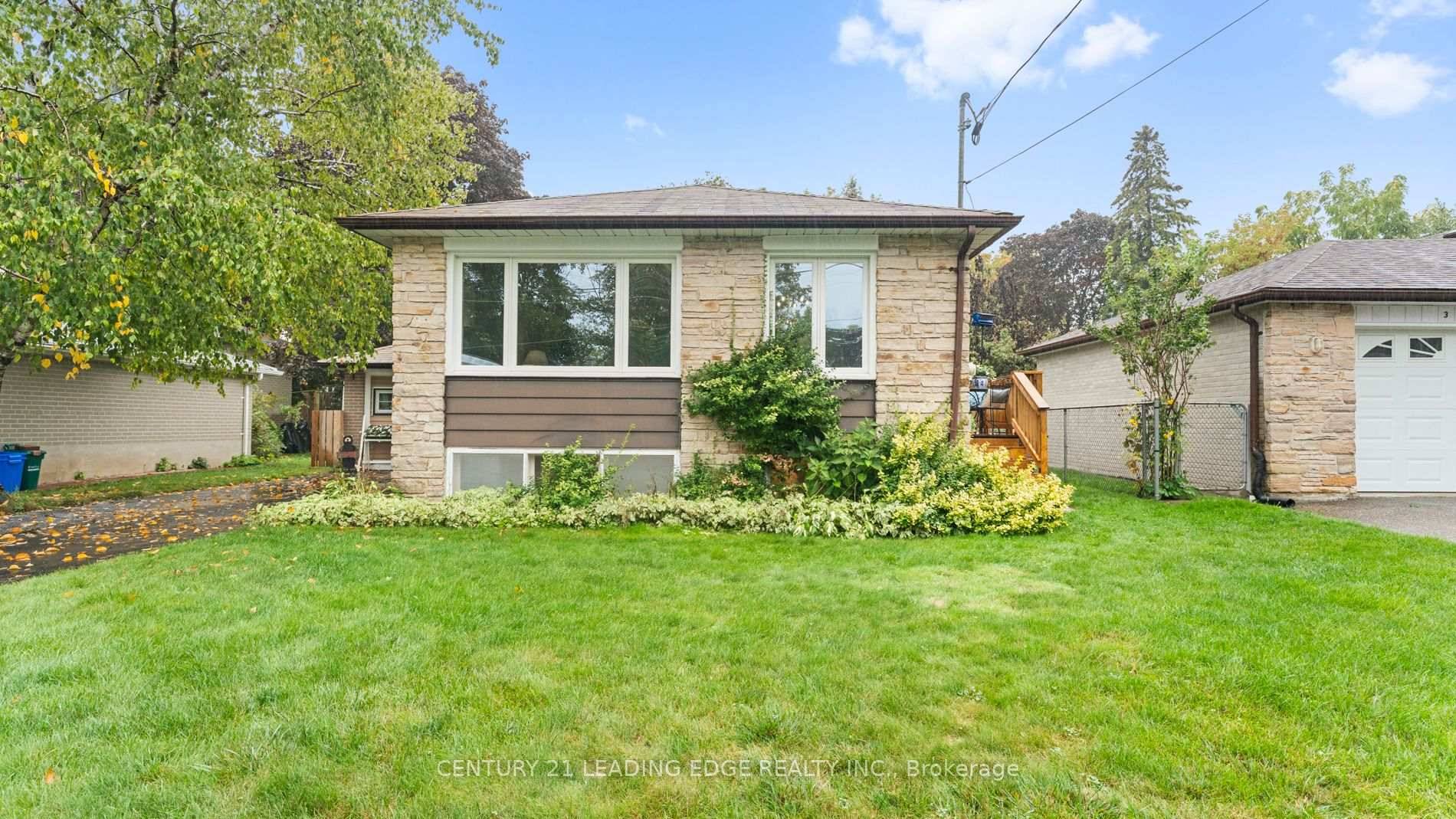 Sometimes You Just Get Lucky With A Home Situated On A Quiet Cul De Sac, In The Heart Of The Family Friendly Crosby Community, Is This Gem Of A Raised ...