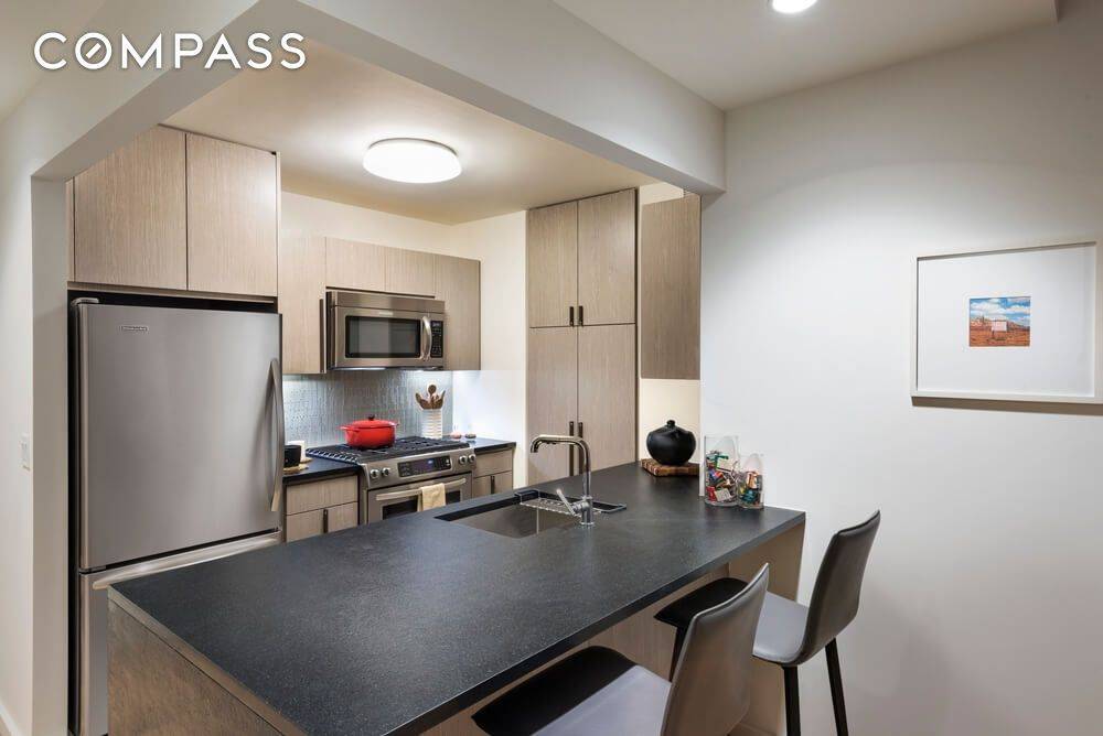 CONCESSIONS 1 Month Free Net Effective Rent 3045.