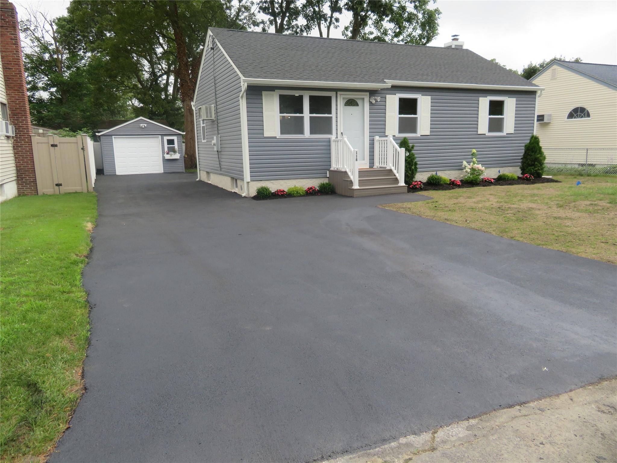 Beautiful 3 4 Bedroom, Ranch with 2 full Bath, amp ; a Full Finish Basement plus a 1 car detached Garage.