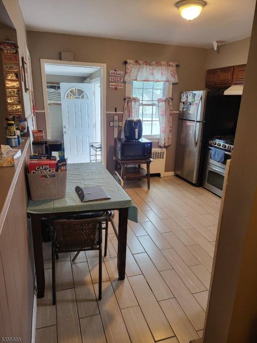 Welcome to 68 Echo Pl in Elmwood Park, Located in the heart of Bergen county, prime location with easy access to to NYC, schools, parks, shopping and routes 46, 80, ...