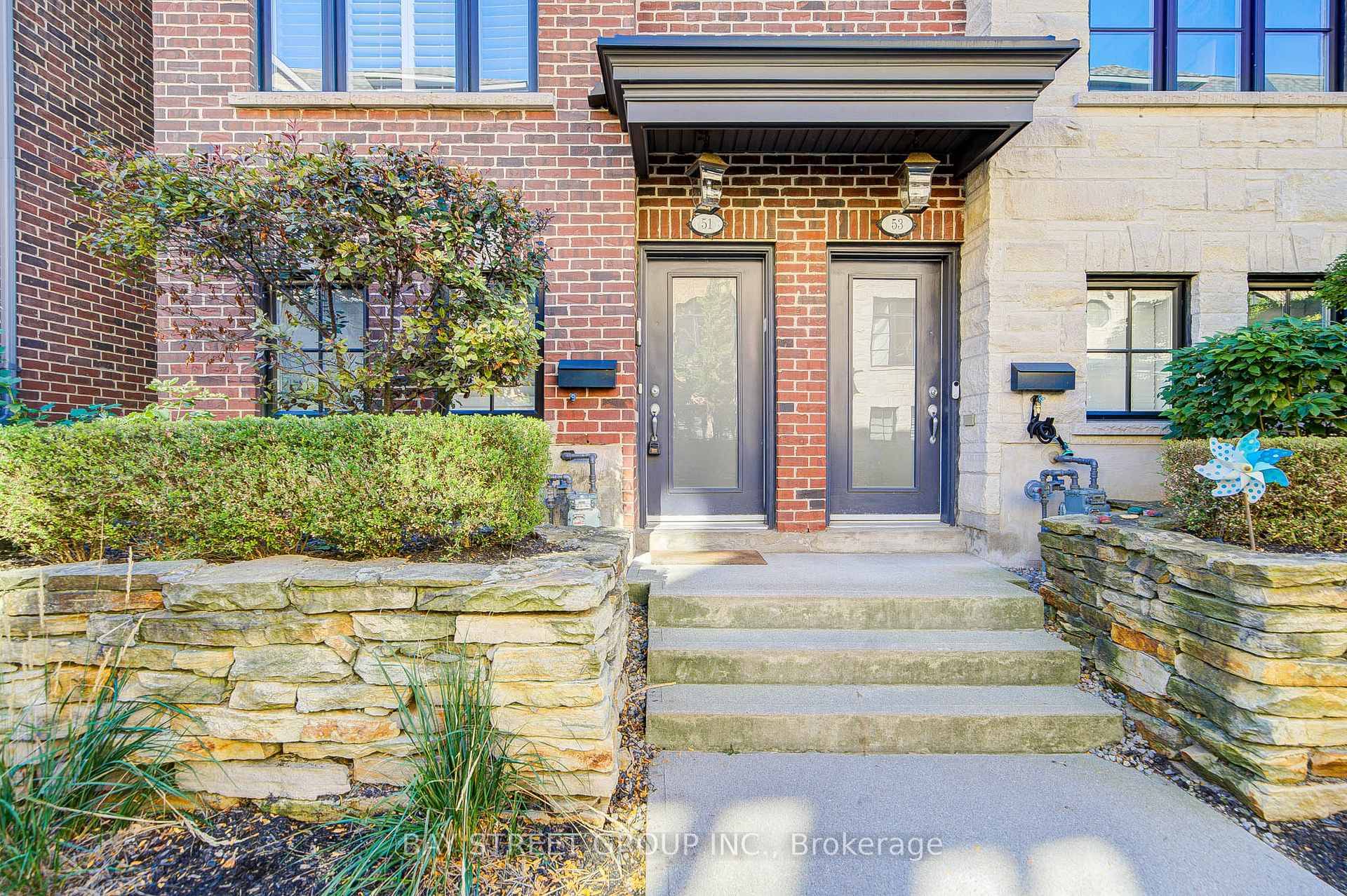 Immaculate Executive Townhome in Sought After Islington Village !