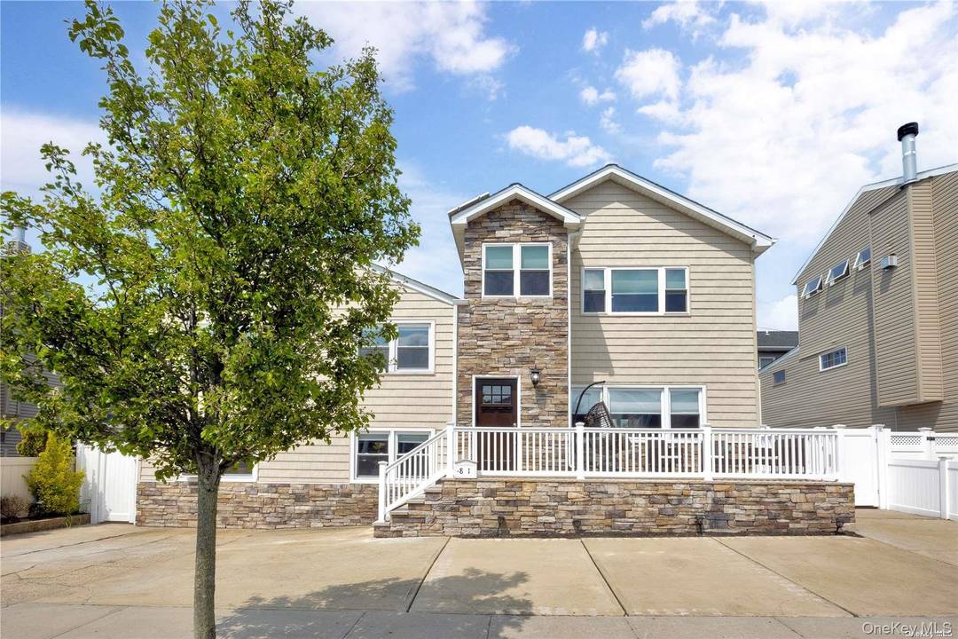 Residential Canals area fully furnished 4 bedroom 2.