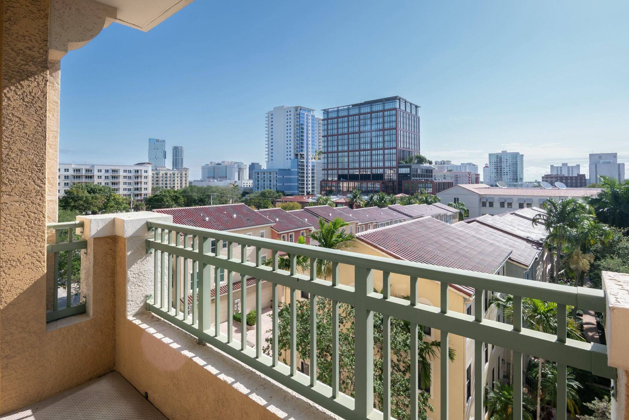 Downtown Living at its Best !