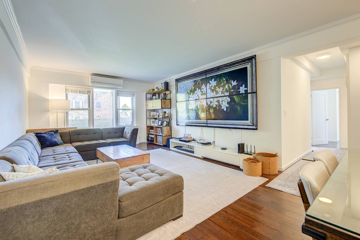 FIRST SHOWINGS ON SUNDAY, SEPTEMBER 21ST PLEASE CONTACT OWNER FOR SHOWINGS SARAHBFREED at gmail Exquisitely designed 3 bedroom 2 bath terrace residence in the prestigious Woodrow Wilson.