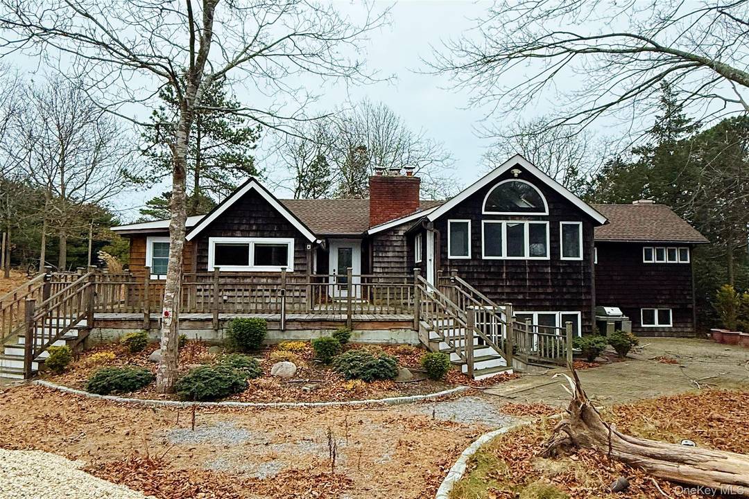 Southampton compound with 4 structures on 1.